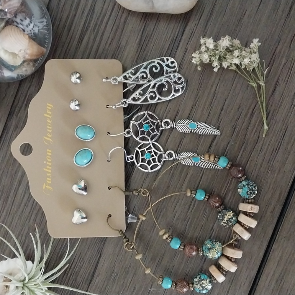 Boho Earrings Set .